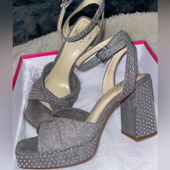 Vince Camuto Pedrana Platform Sandal block heel sleet grey gray faux suede 8 - Picture 3 of 14
